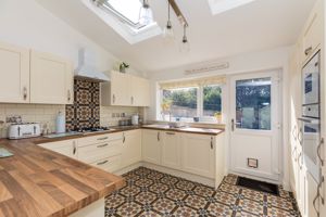 Kitchen- click for photo gallery